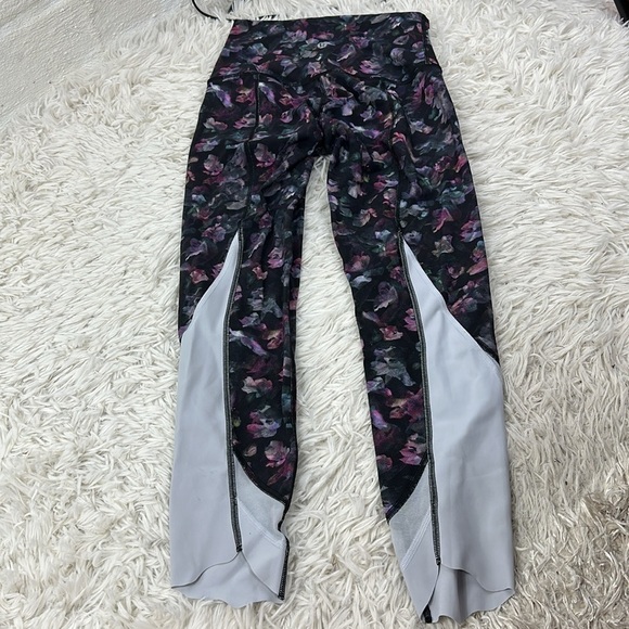 Lululemon Wunder Under Crop High-Rise *Roll Down Scallop Full-On Luxtreme 23" - Picture 5 of 6